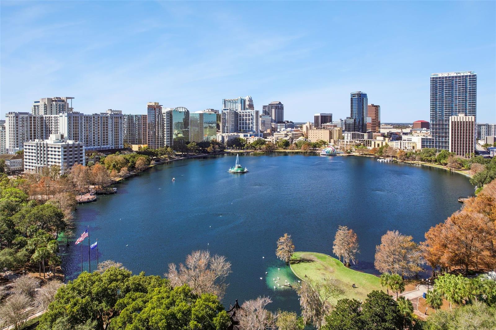 Image 32 of 32 For 10 Summerlin Avenue 13