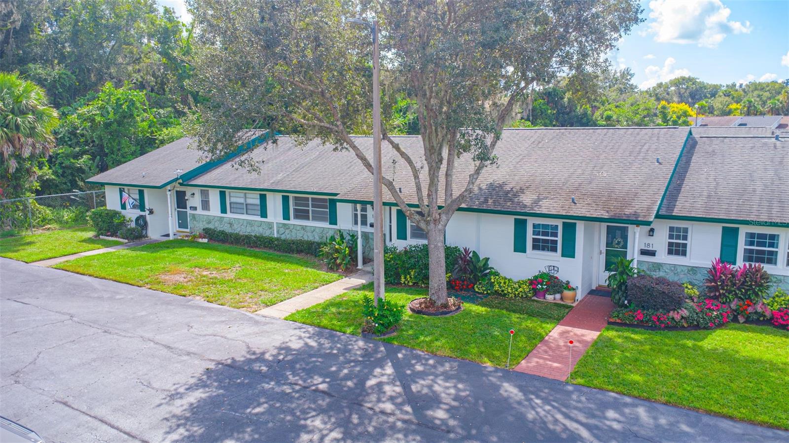 Image 3 of 18 For 183 Hill Avenue 90