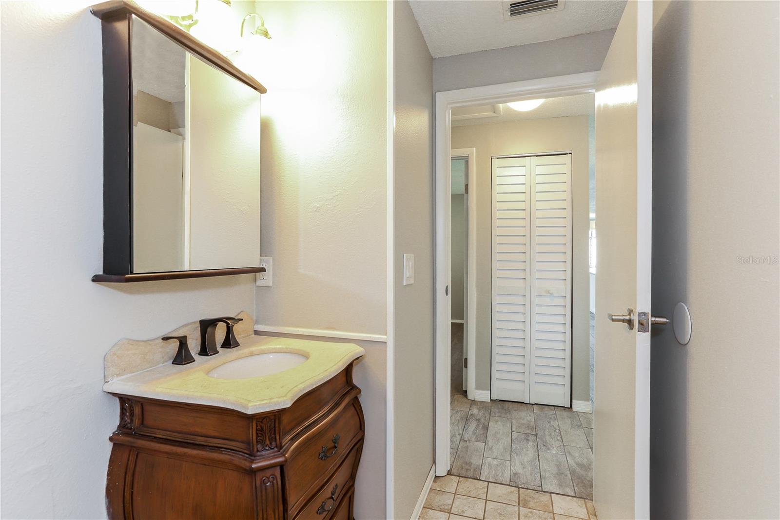 Image 12 of 16 For 4681 Swallowtail Drive