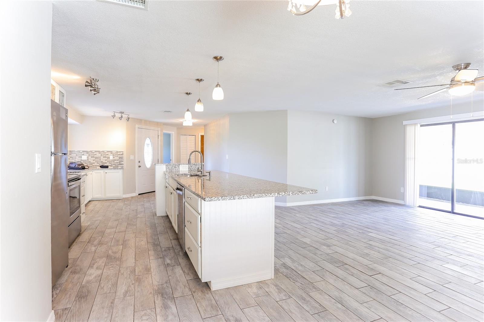 Image 4 of 16 For 4681 Swallowtail Drive