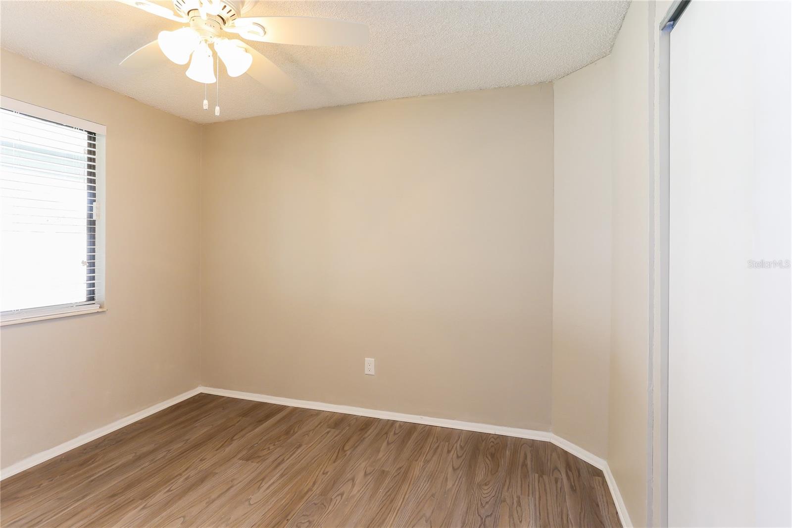 Image 9 of 16 For 4681 Swallowtail Drive