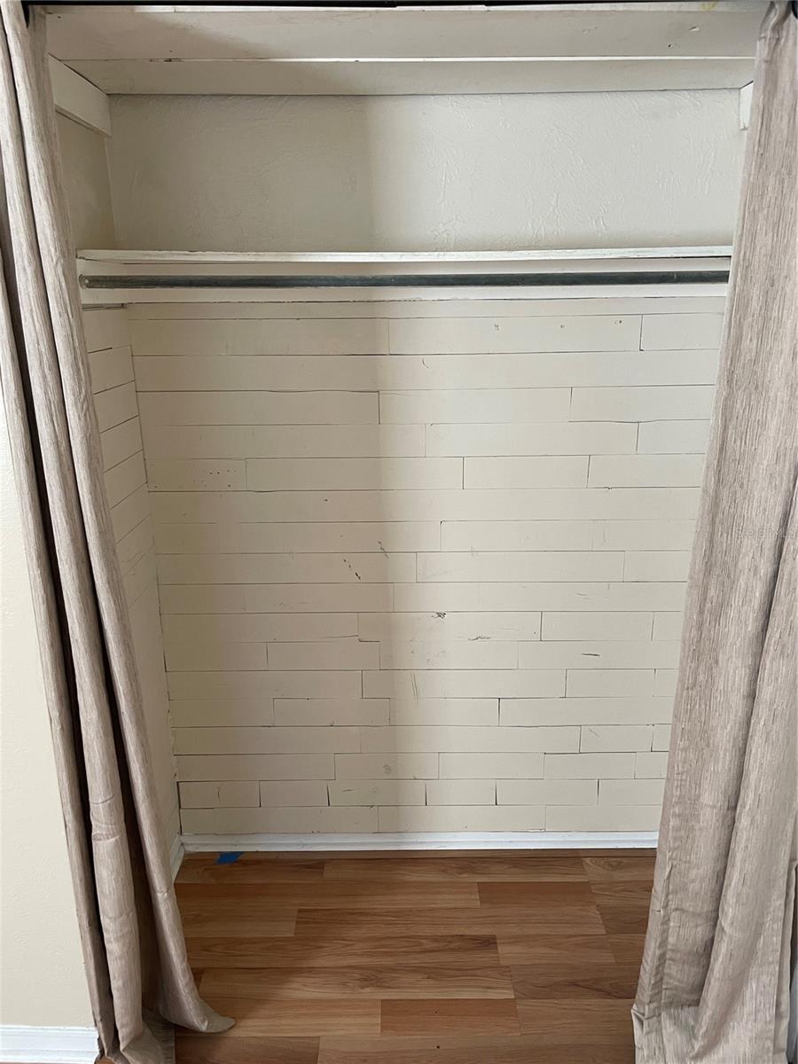 Image 16 of 23 For 4706 Robbins Avenue