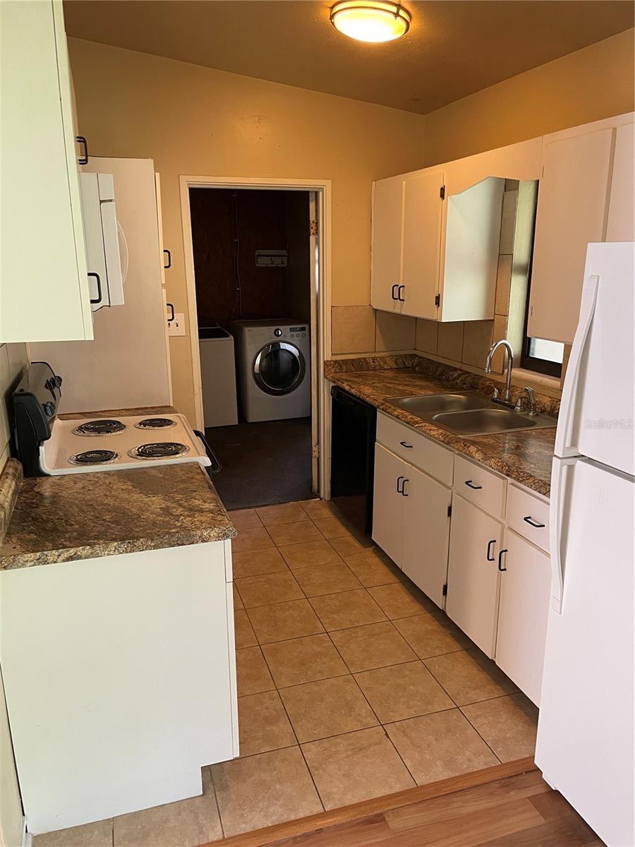 Image 2 of 23 For 4706 Robbins Avenue