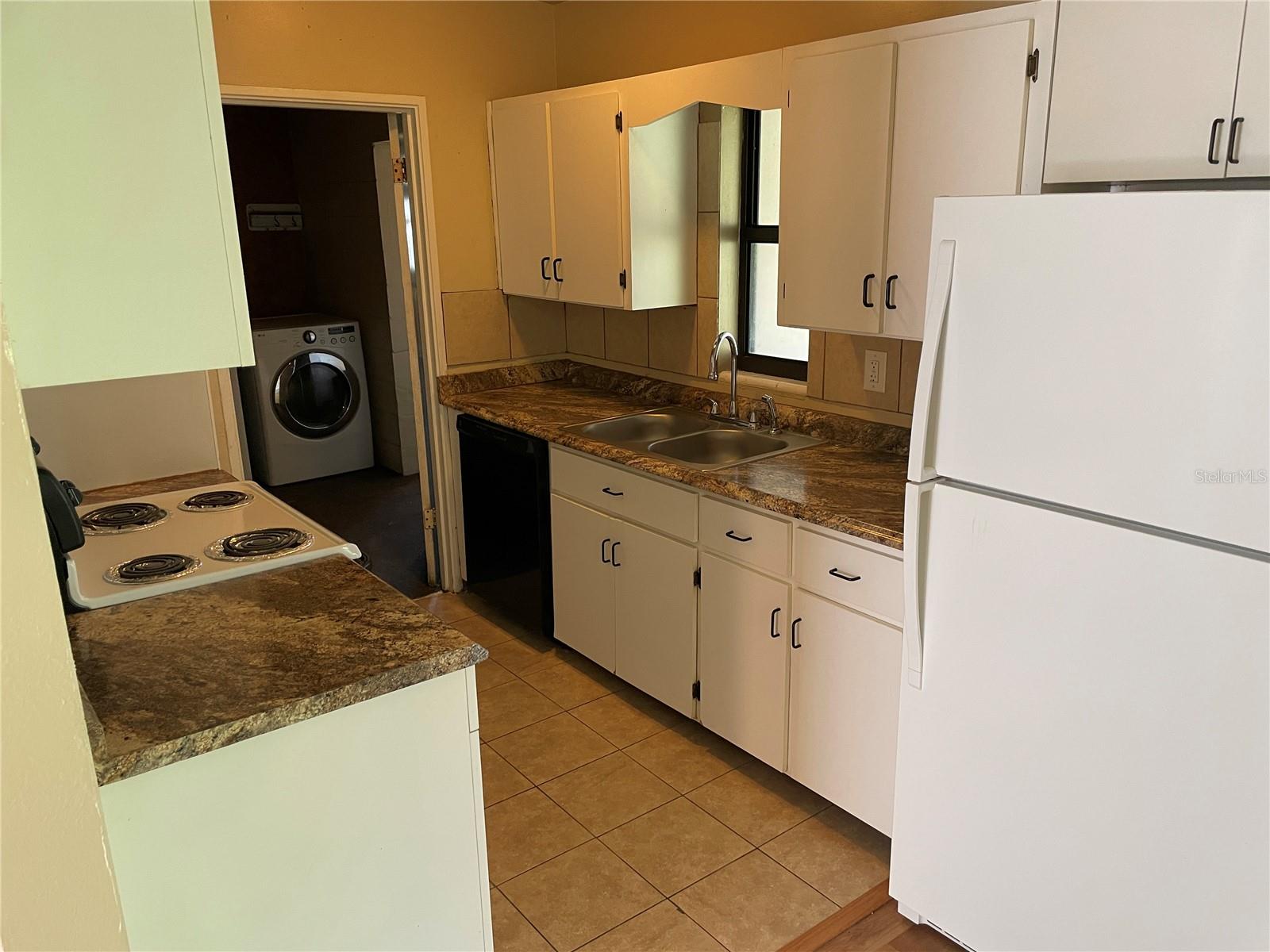 Image 3 of 23 For 4706 Robbins Avenue