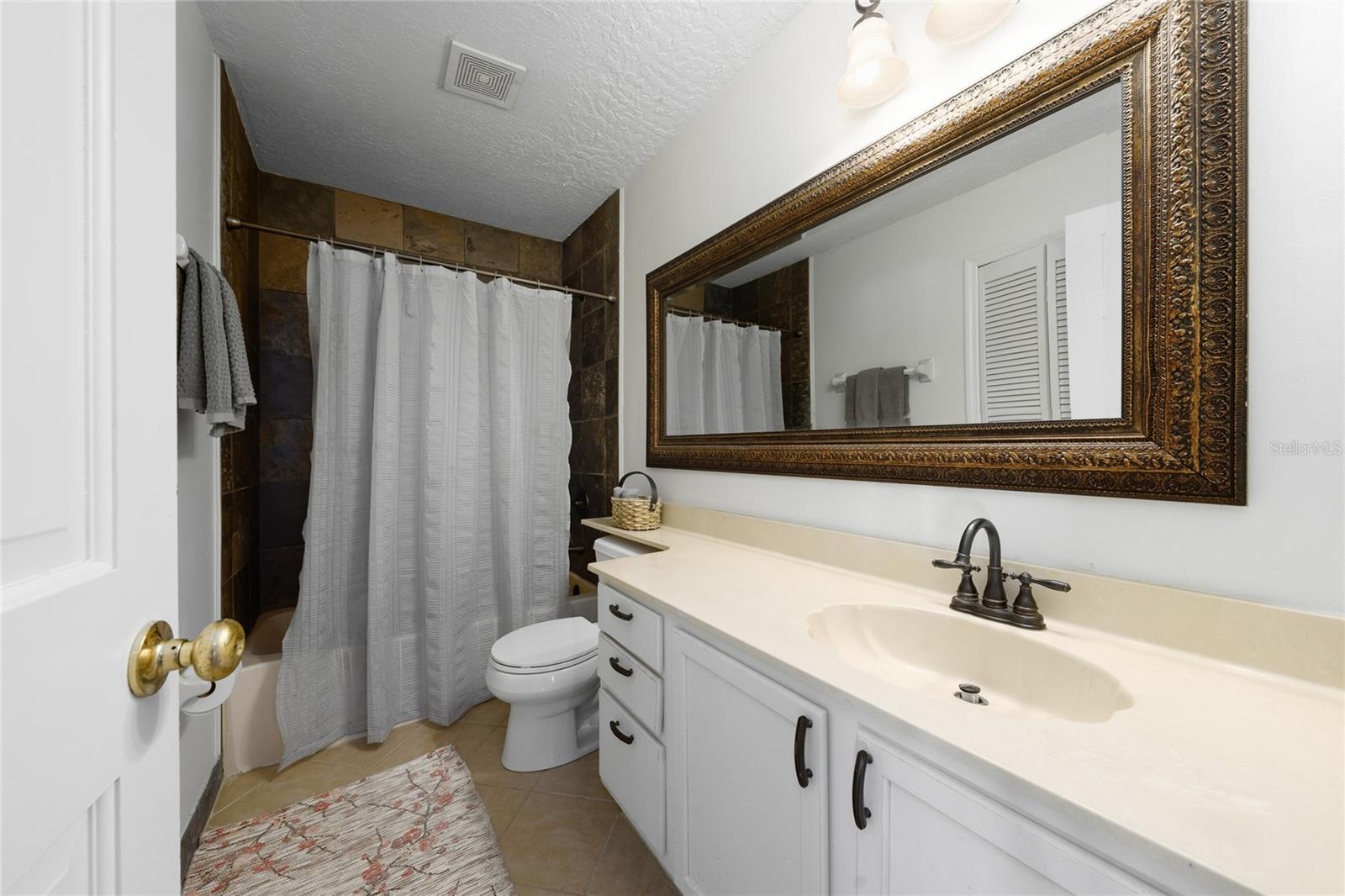 Image 27 of 45 For 2836 Waymeyer Drive