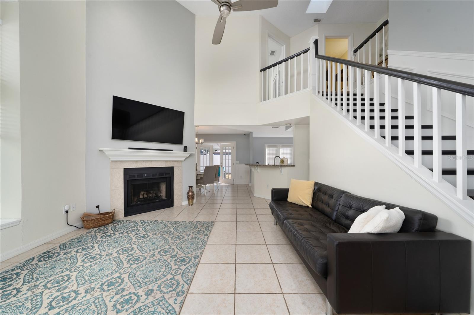 Image 6 of 45 For 2836 Waymeyer Drive