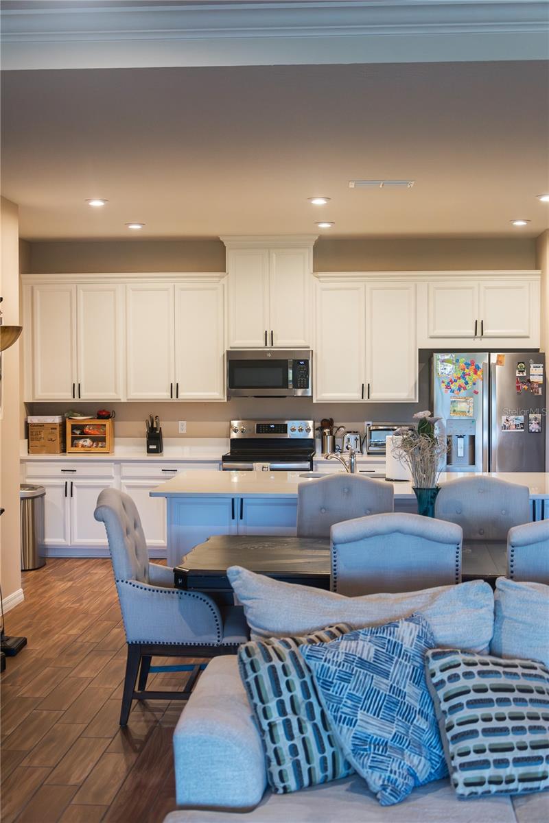 Image 6 of 26 For 3448 Current Avenue