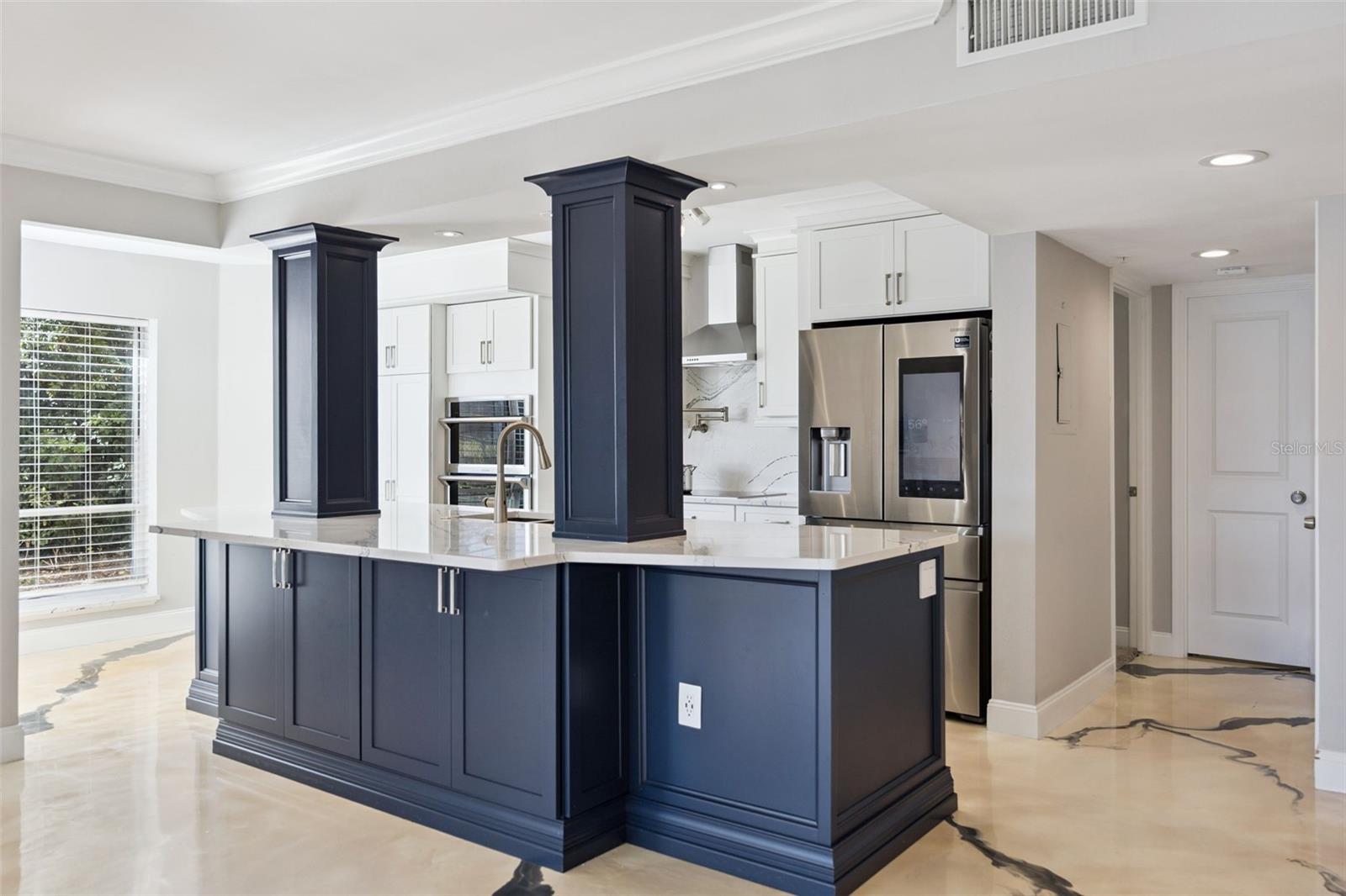 Image 16 of 54 For 206 Quayside Circle 103