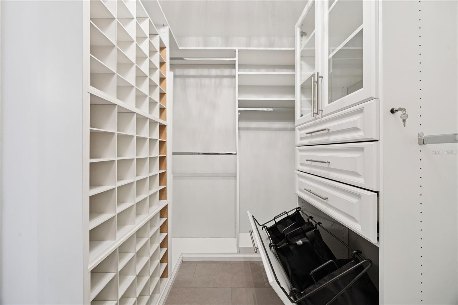 Image 32 of 54 For 206 Quayside Circle 103