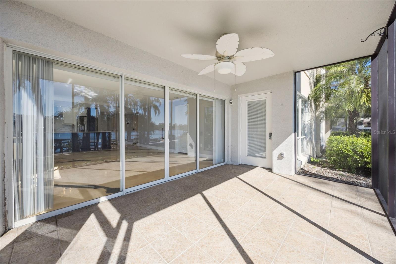 Image 43 of 54 For 206 Quayside Circle 103