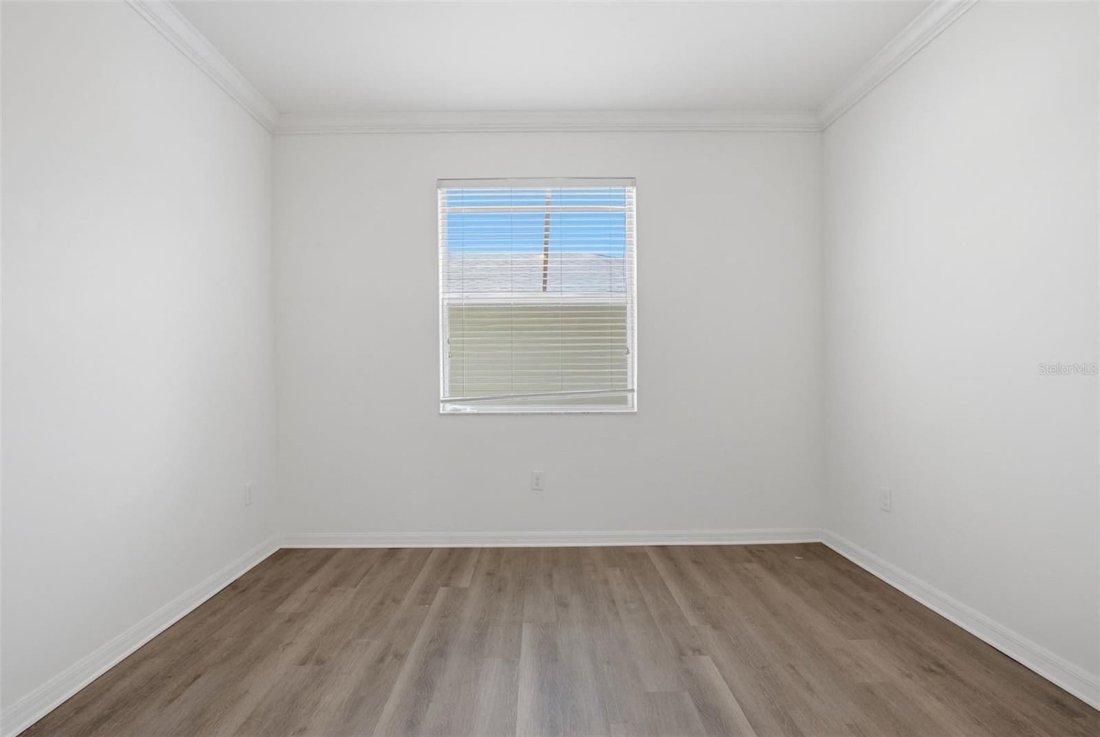 Image 18 of 47 For 14167 Stowbridge Avenue