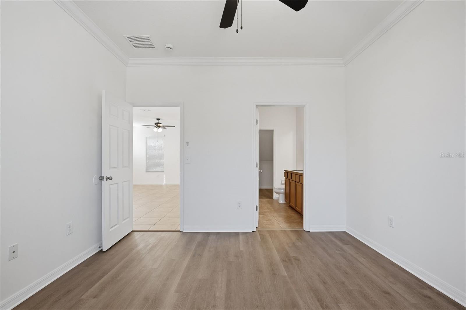 Image 19 of 47 For 14167 Stowbridge Avenue