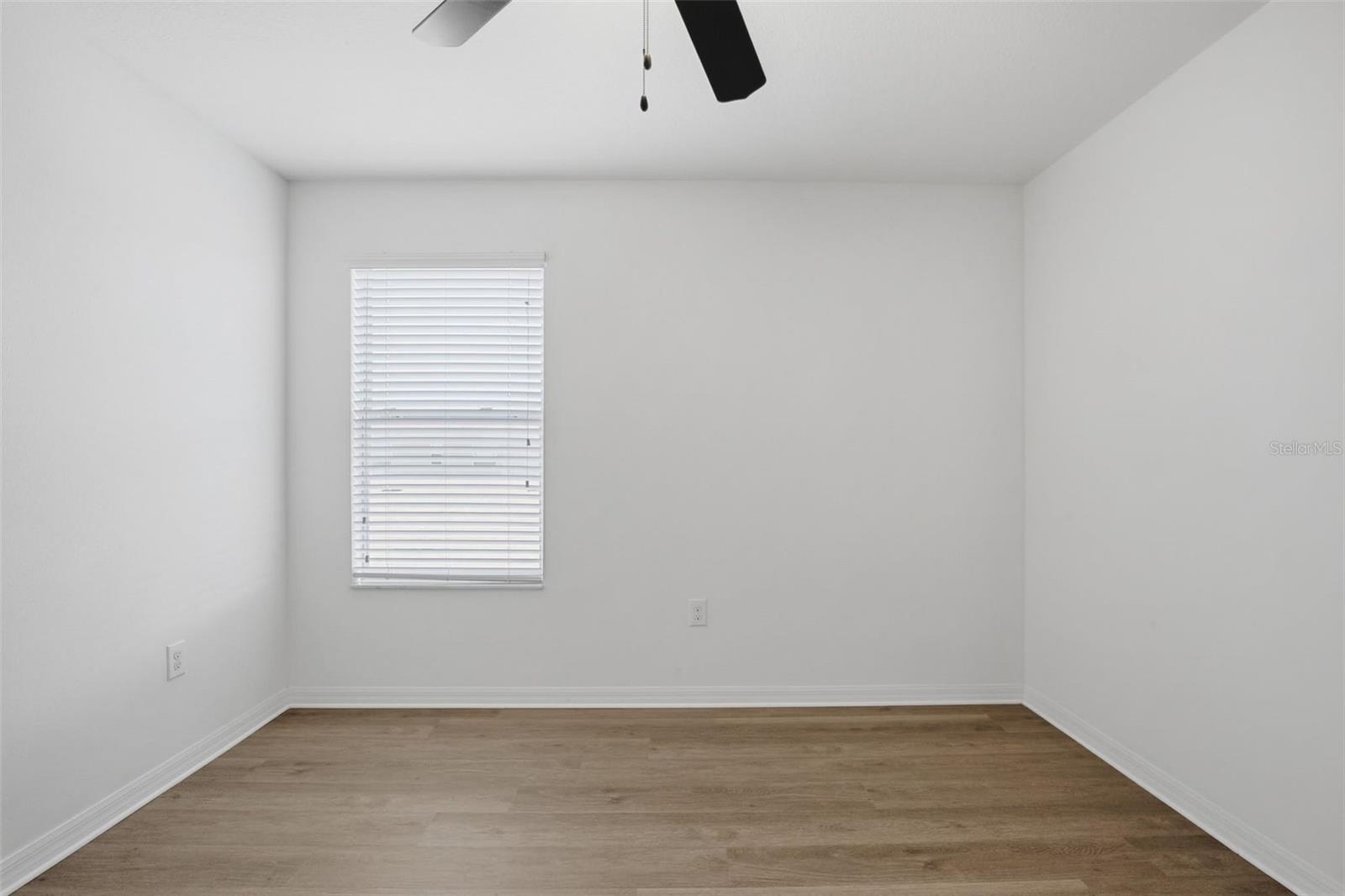 Image 31 of 47 For 14167 Stowbridge Avenue