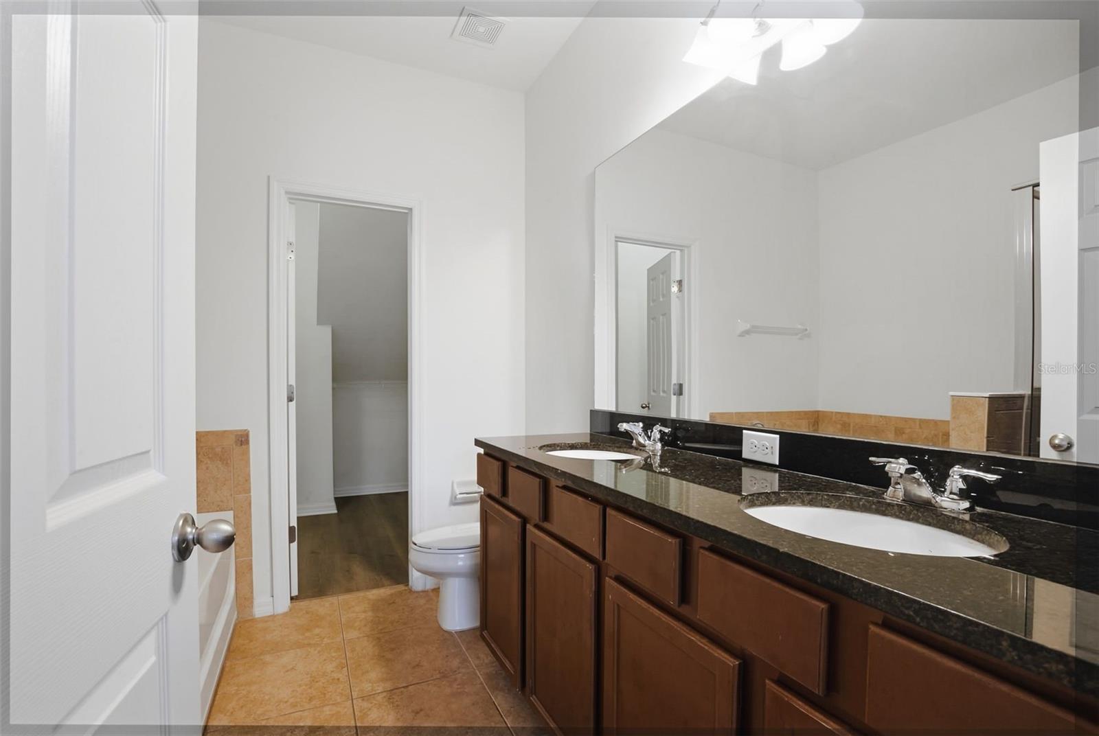 Image 37 of 47 For 14167 Stowbridge Avenue