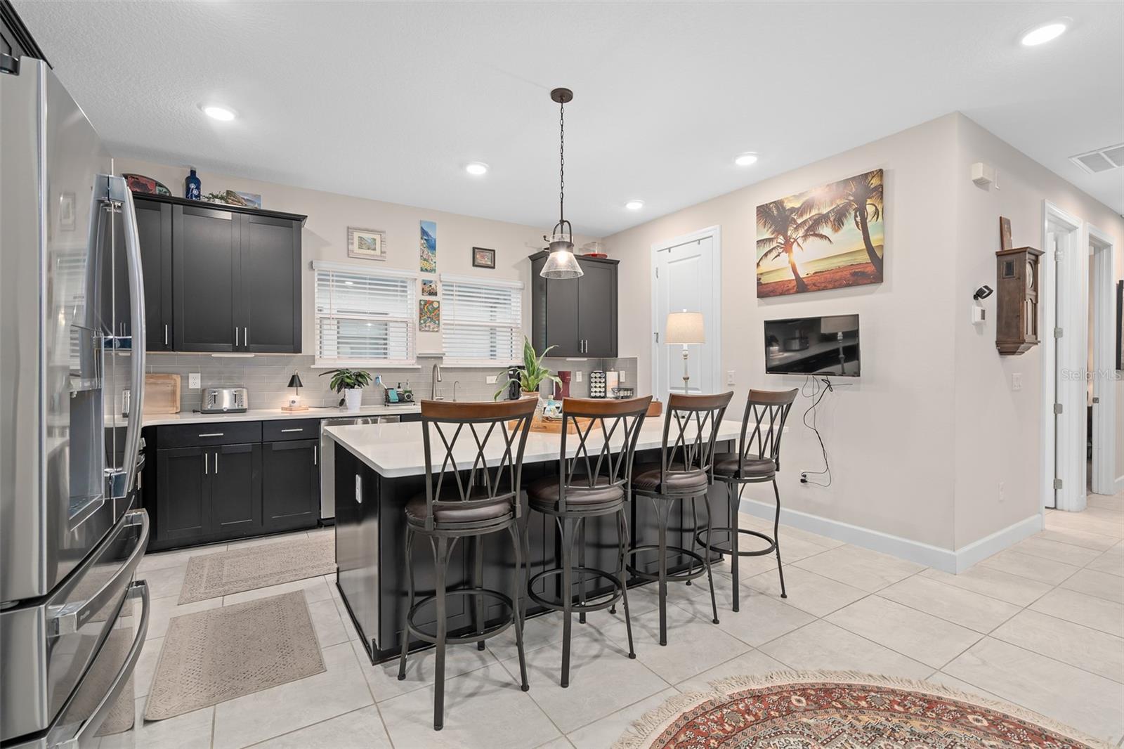 Image 8 of 67 For 915 Braewood Drive