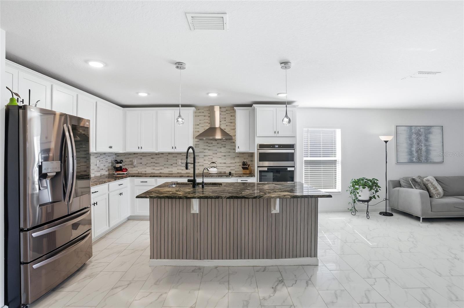 Image 11 of 42 For 3536 Yarian Drive