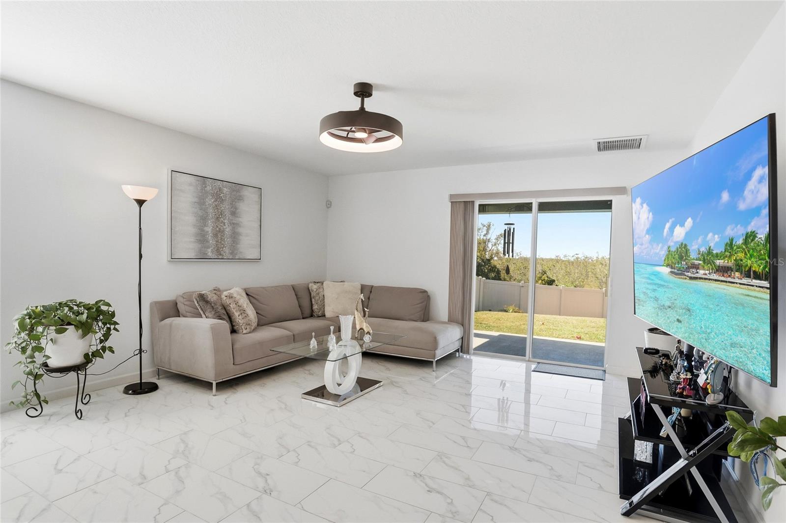 Image 17 of 42 For 3536 Yarian Drive