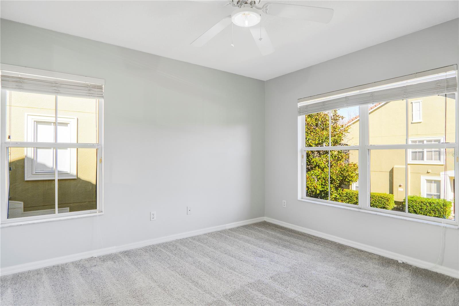 Image 35 of 65 For 4940 Luge Ln