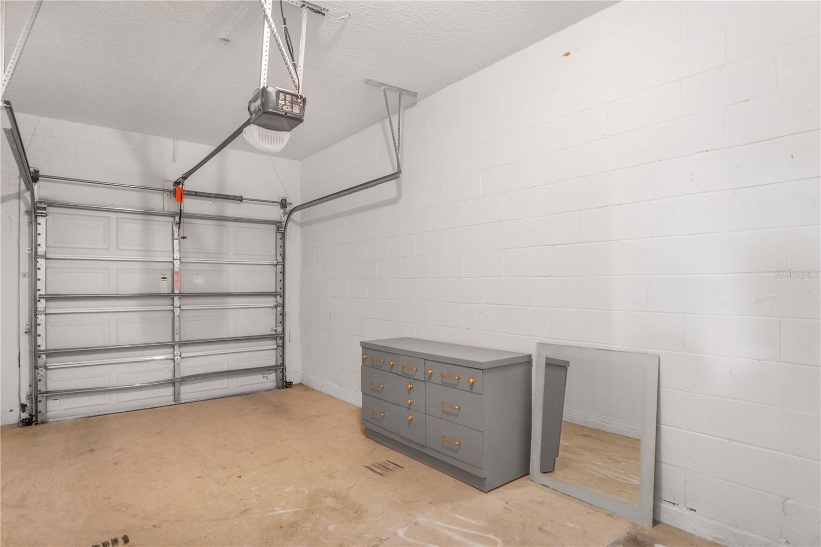 Image 41 of 65 For 4940 Luge Ln