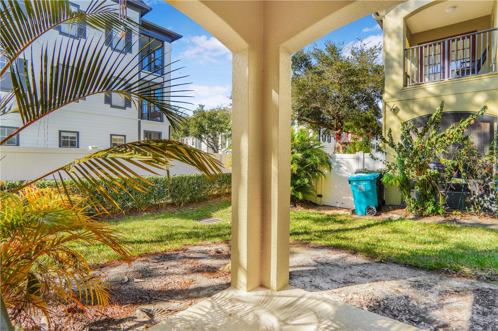 Image 45 of 65 For 4940 Luge Ln