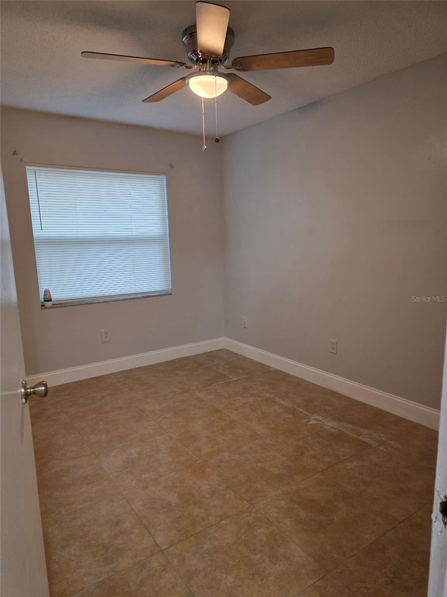 Image 7 of 12 For 6035 Oleander Drive