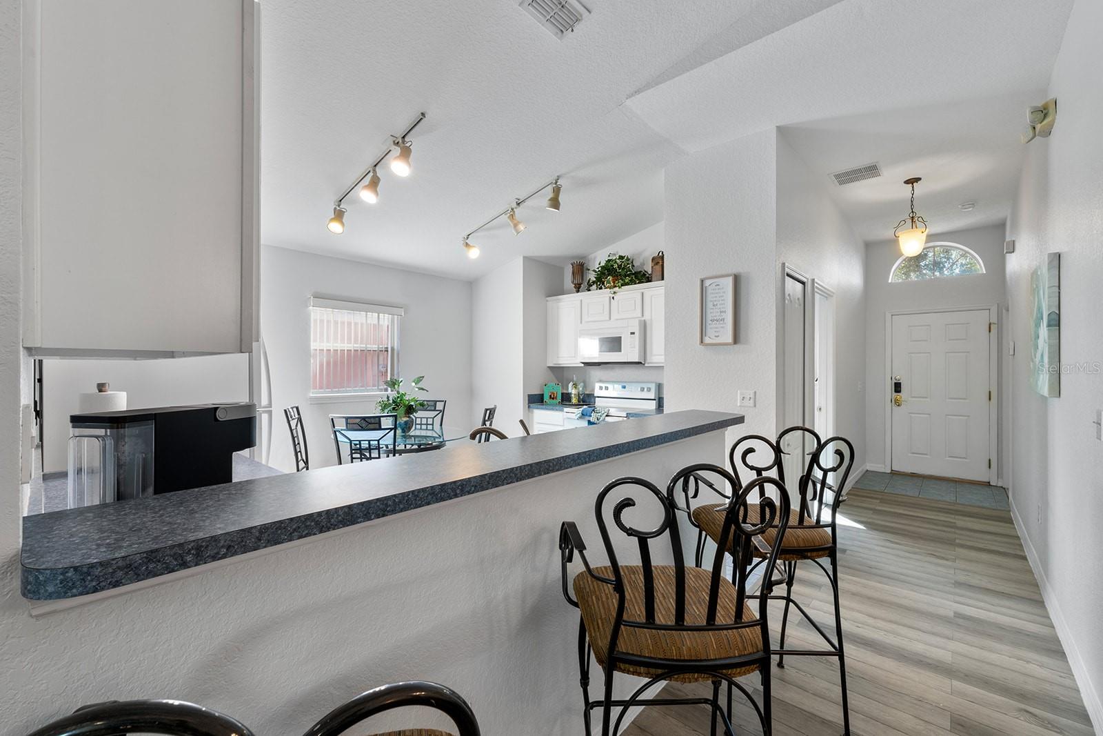 Image 15 of 69 For 17644 Woodcrest Way