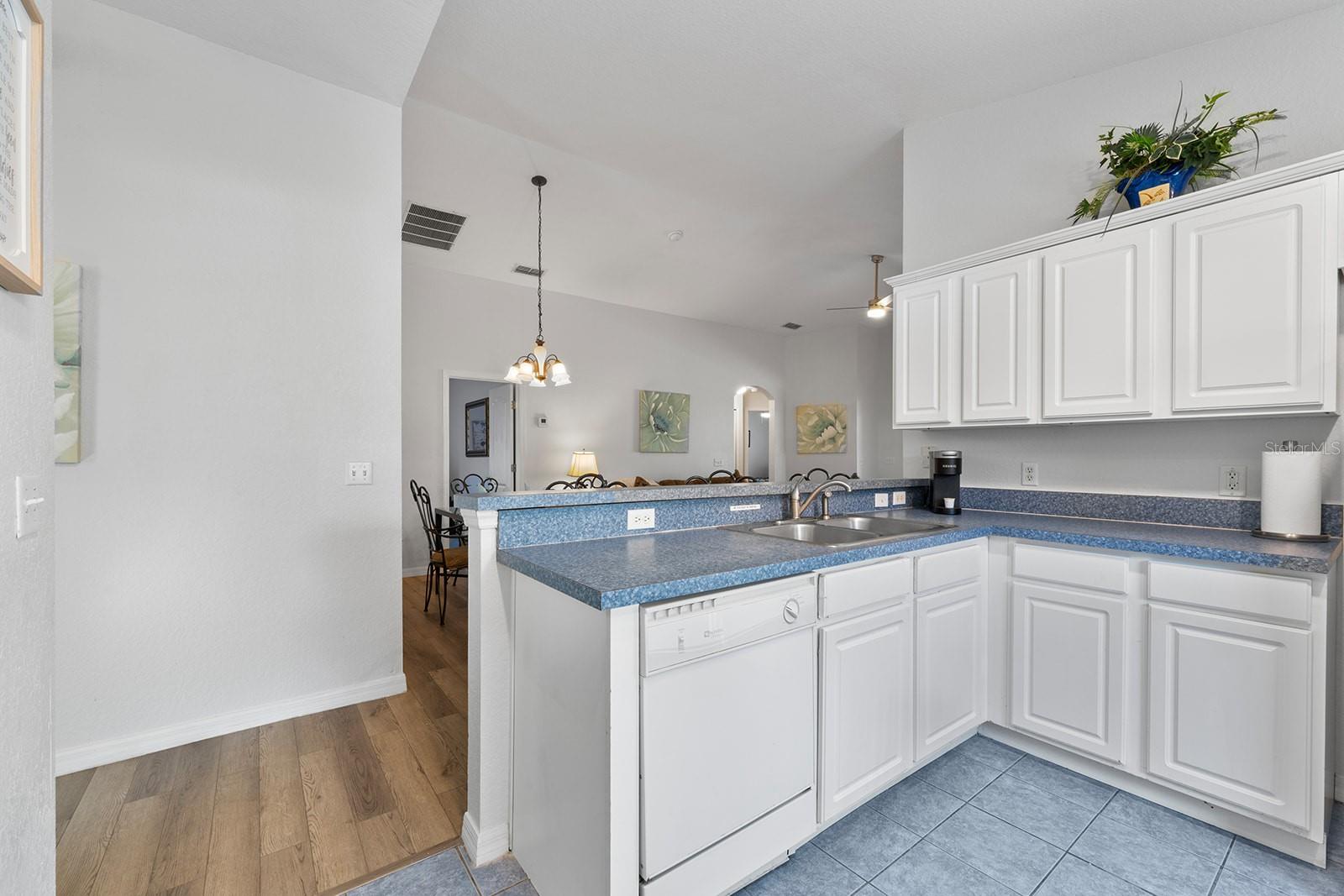 Image 18 of 69 For 17644 Woodcrest Way