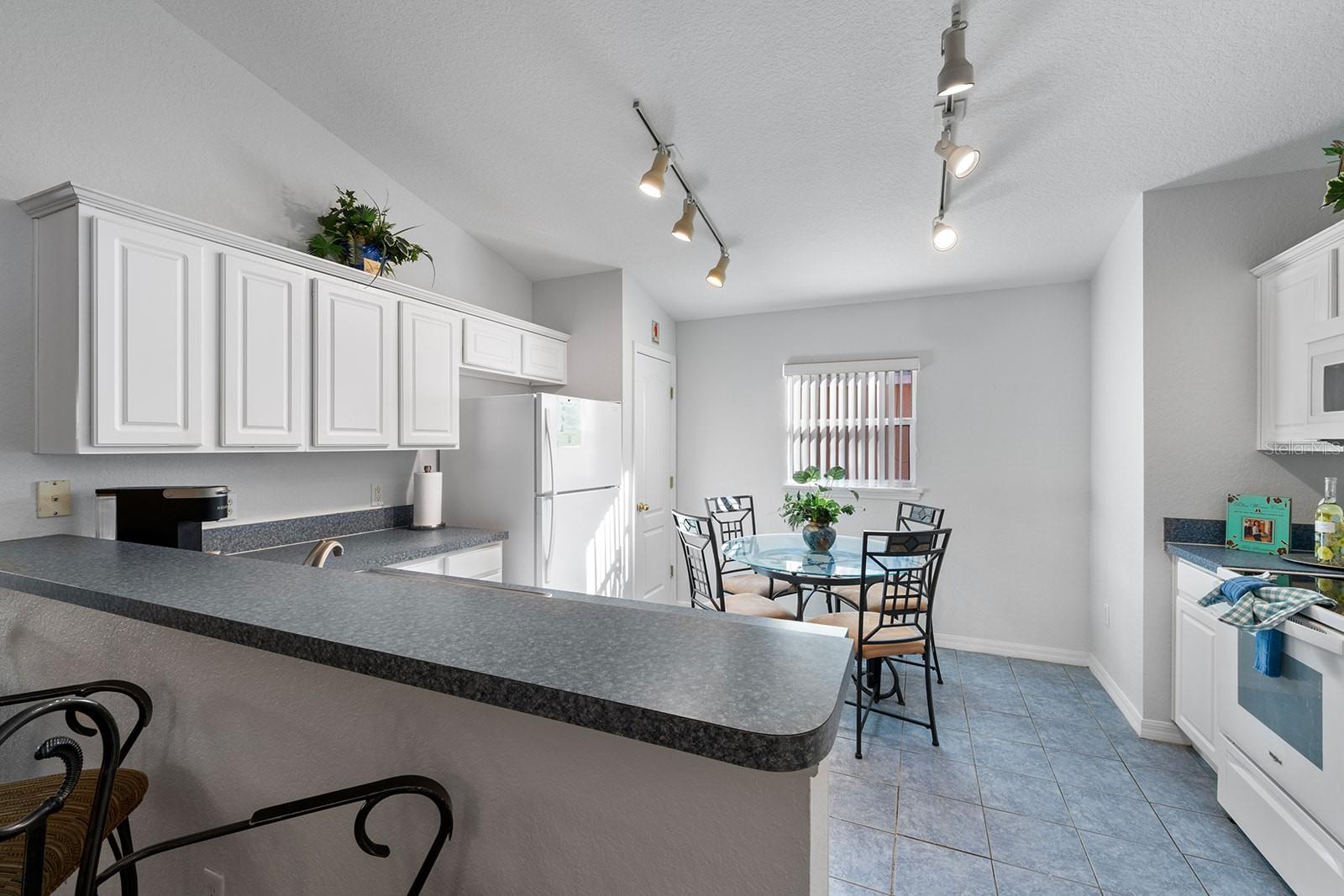 Image 64 of 69 For 17644 Woodcrest Way