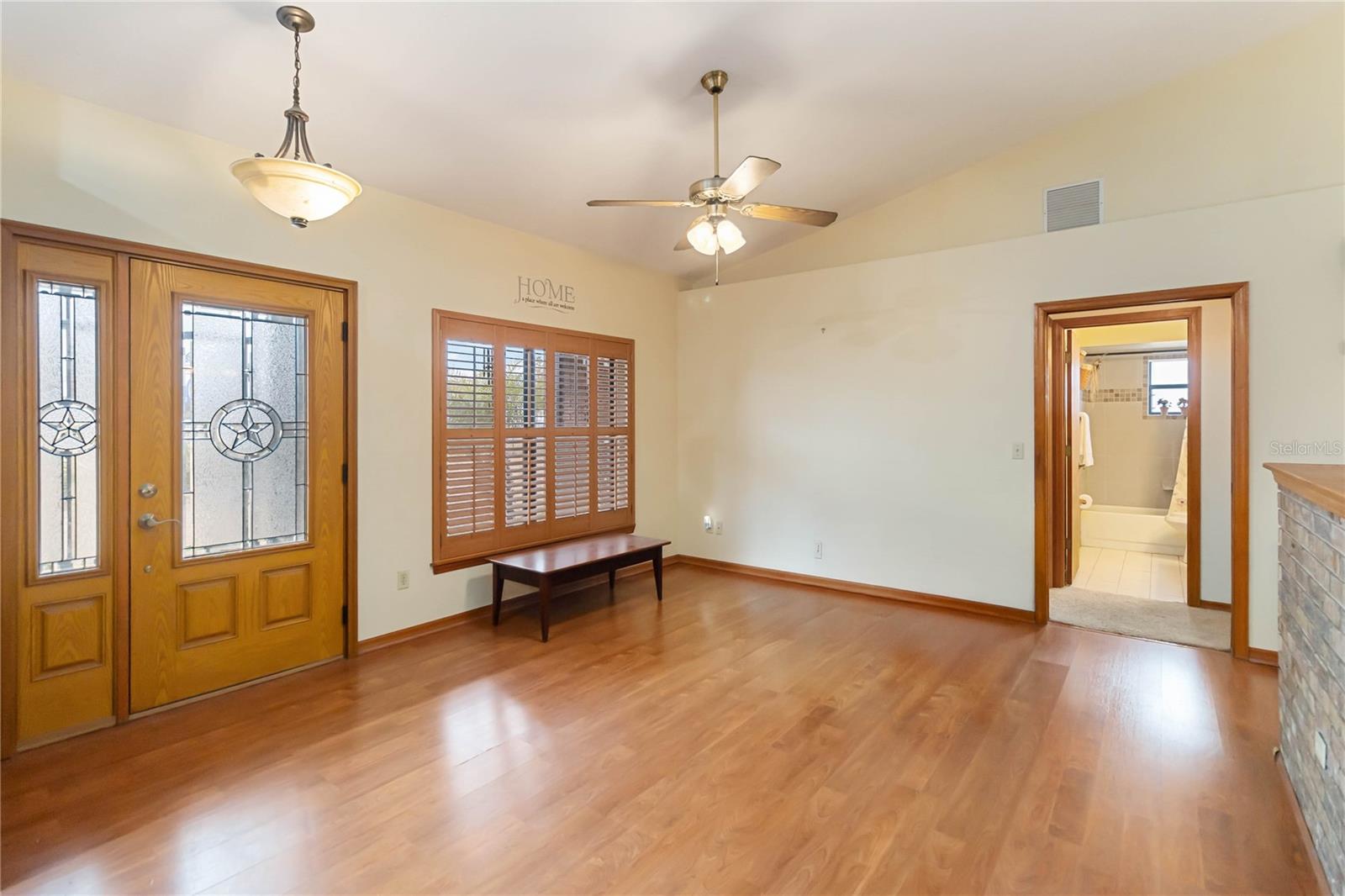 Image 10 of 42 For 18711 Northcliff Street