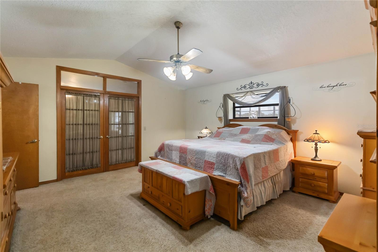 Image 21 of 42 For 18711 Northcliff Street