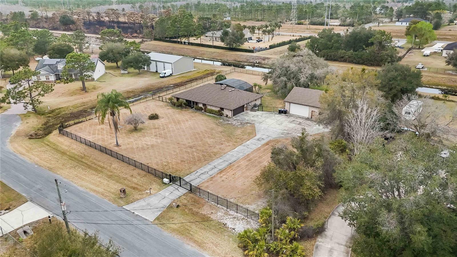 Image 38 of 42 For 18711 Northcliff Street