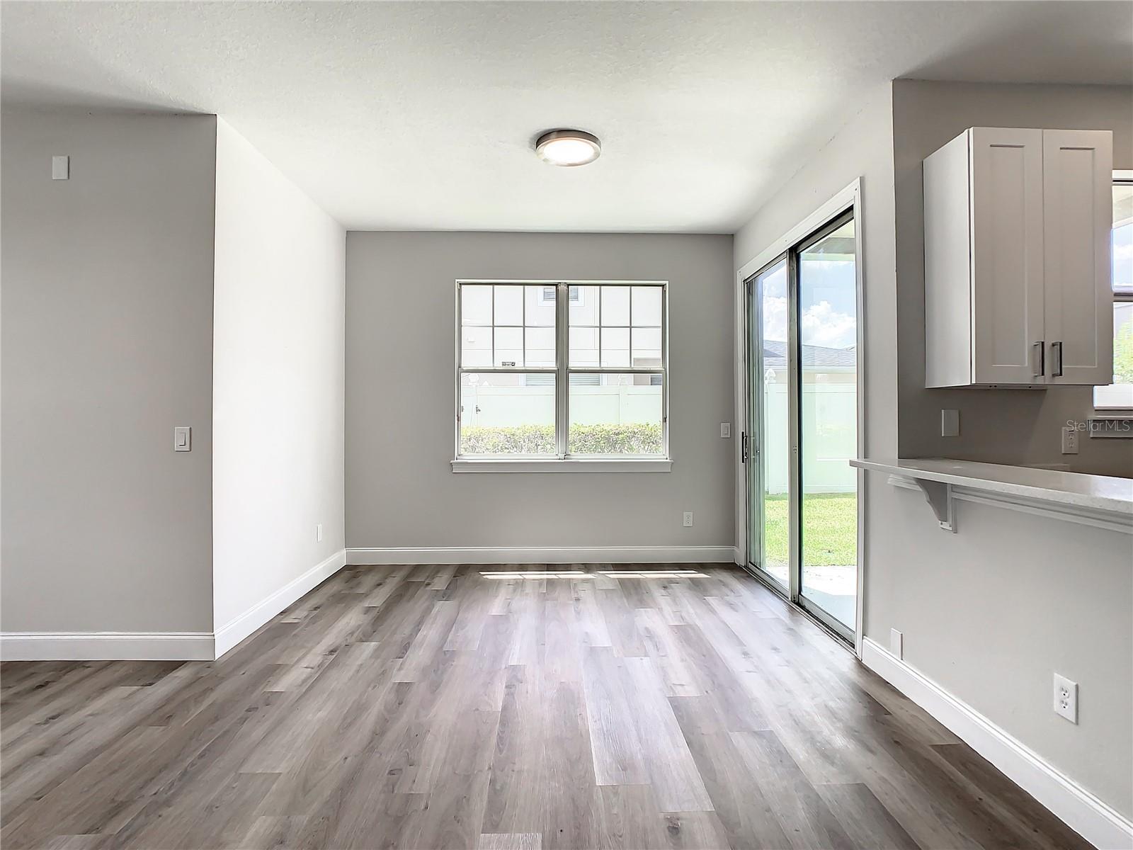 Image 11 of 53 For 12703 Tanja King Boulevard