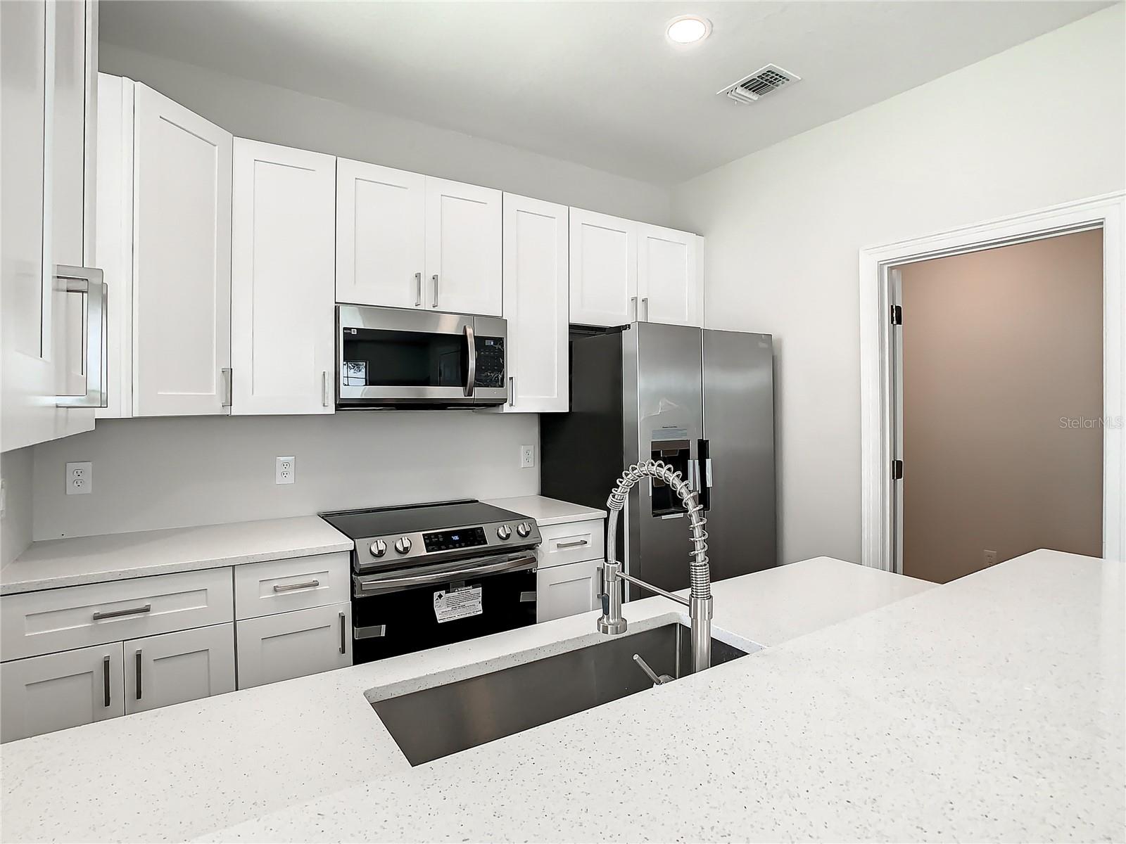 Image 15 of 53 For 12703 Tanja King Boulevard