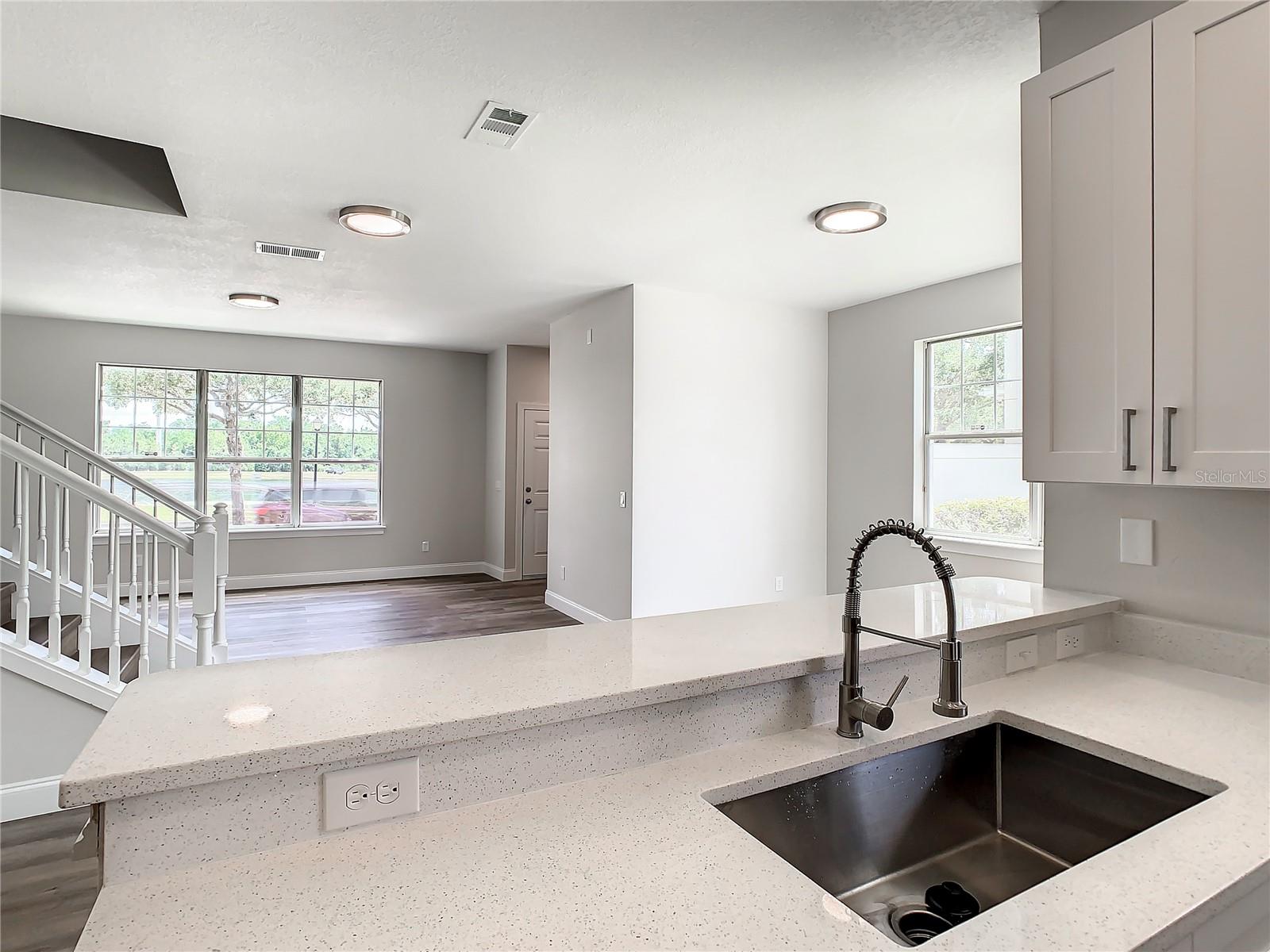 Image 17 of 53 For 12703 Tanja King Boulevard