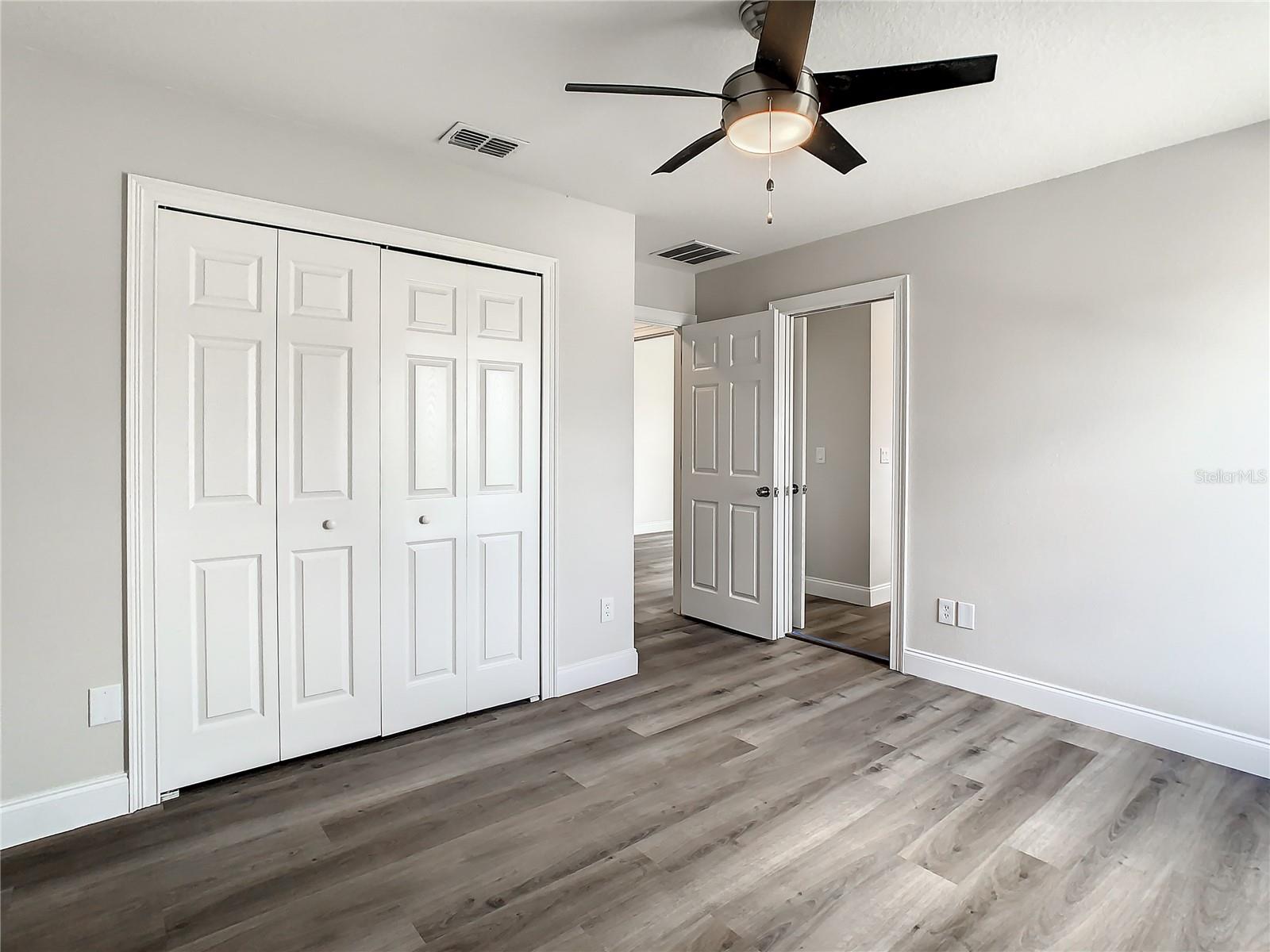 Image 28 of 53 For 12703 Tanja King Boulevard