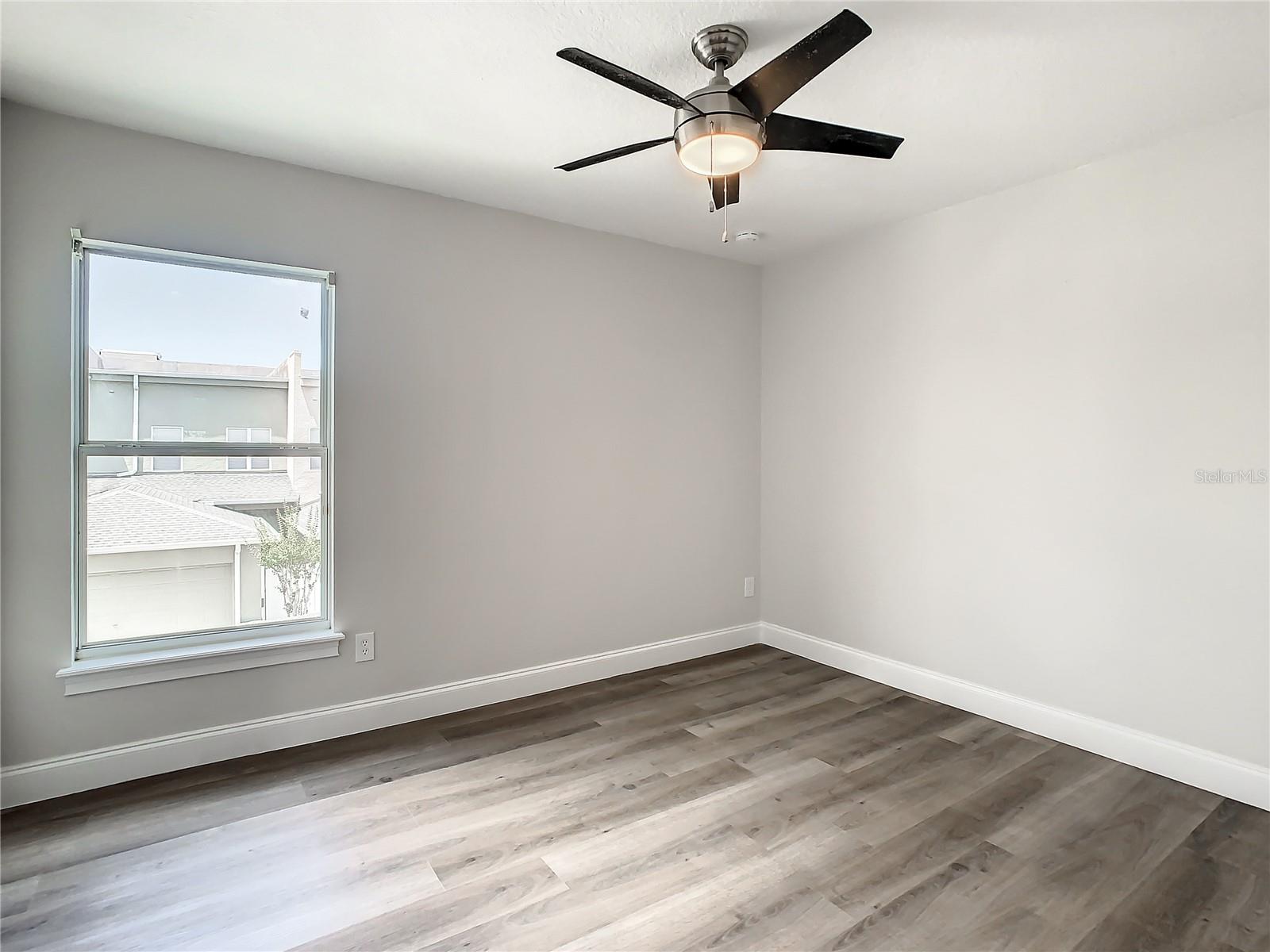 Image 30 of 53 For 12703 Tanja King Boulevard