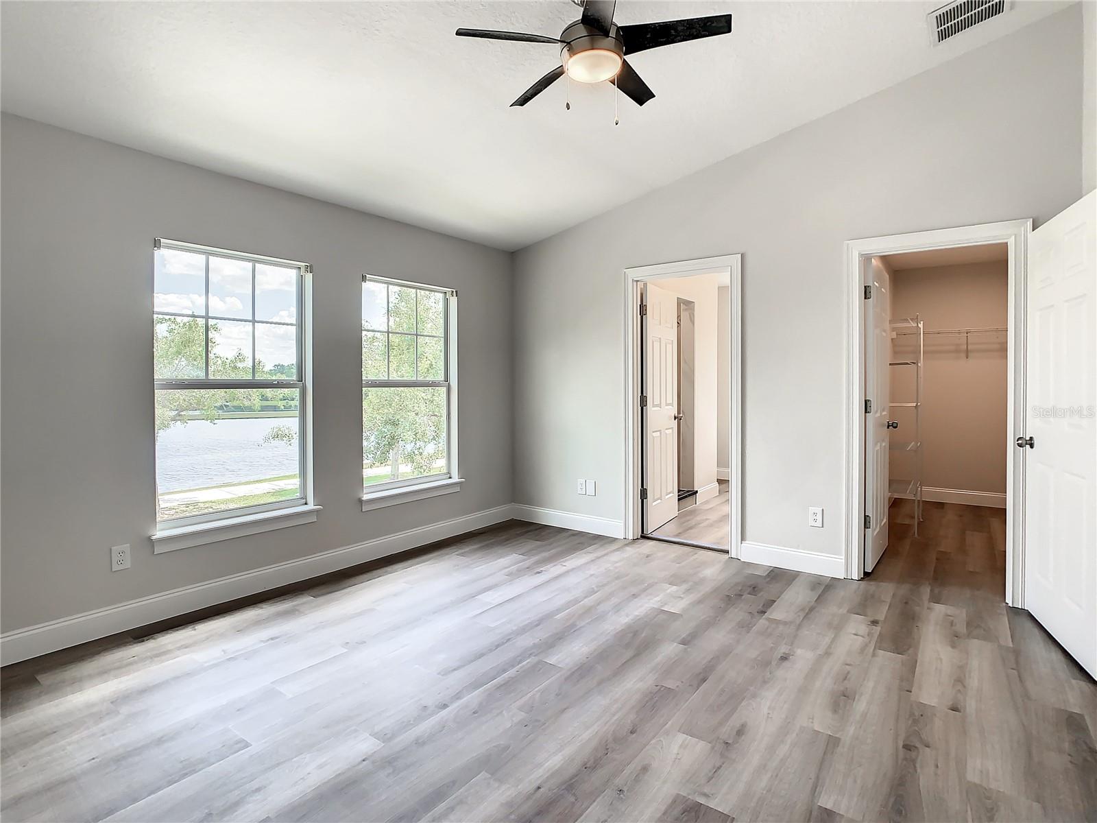 Image 36 of 53 For 12703 Tanja King Boulevard