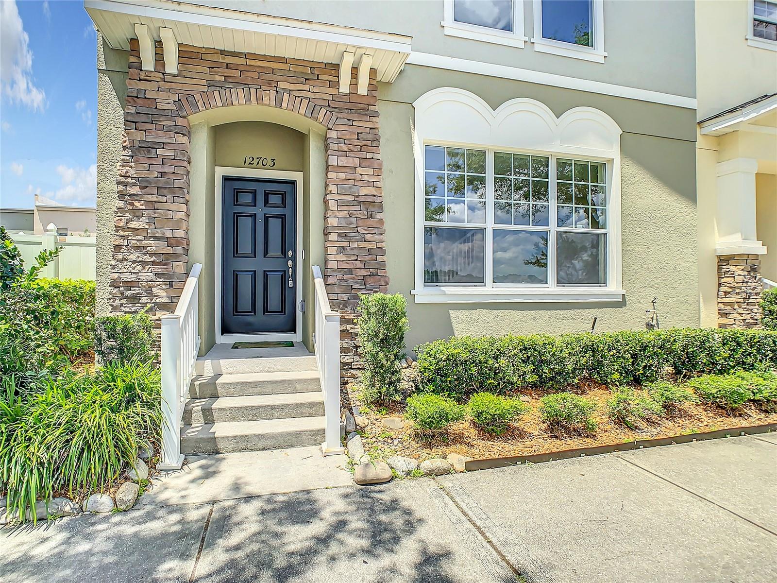 Image 4 of 53 For 12703 Tanja King Boulevard