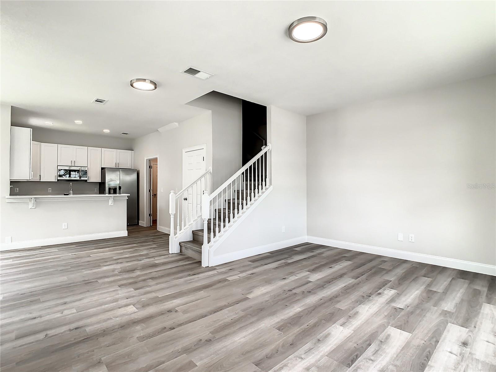 Image 8 of 53 For 12703 Tanja King Boulevard