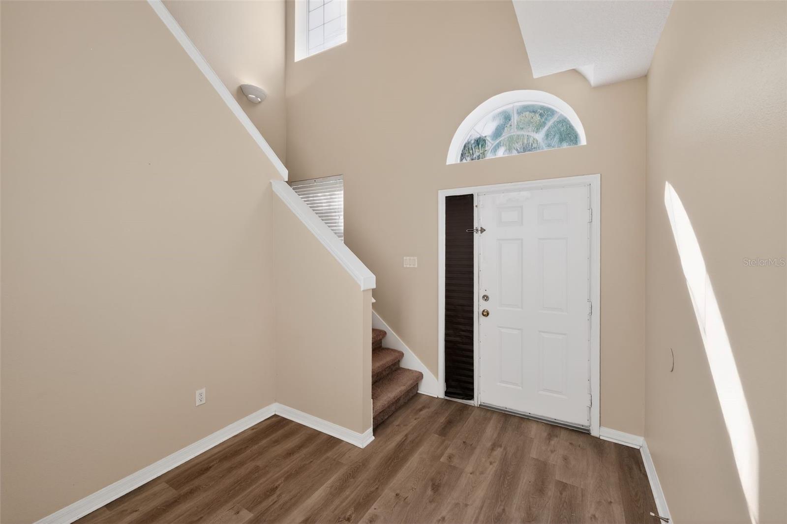 Image 3 of 21 For 4301 Paradise Cove Court