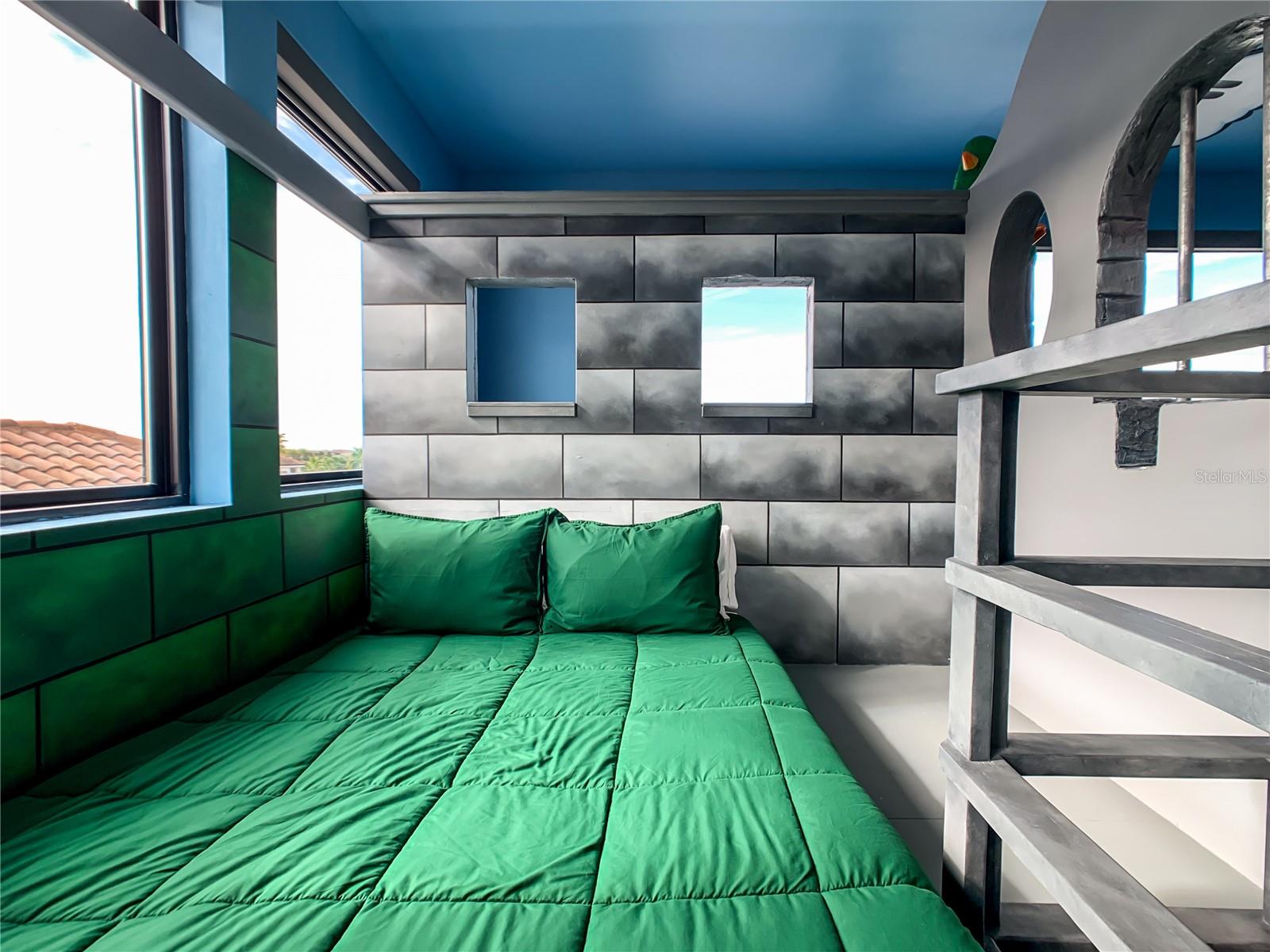 Image 10 of 64 For 805 Golden Bear Drive