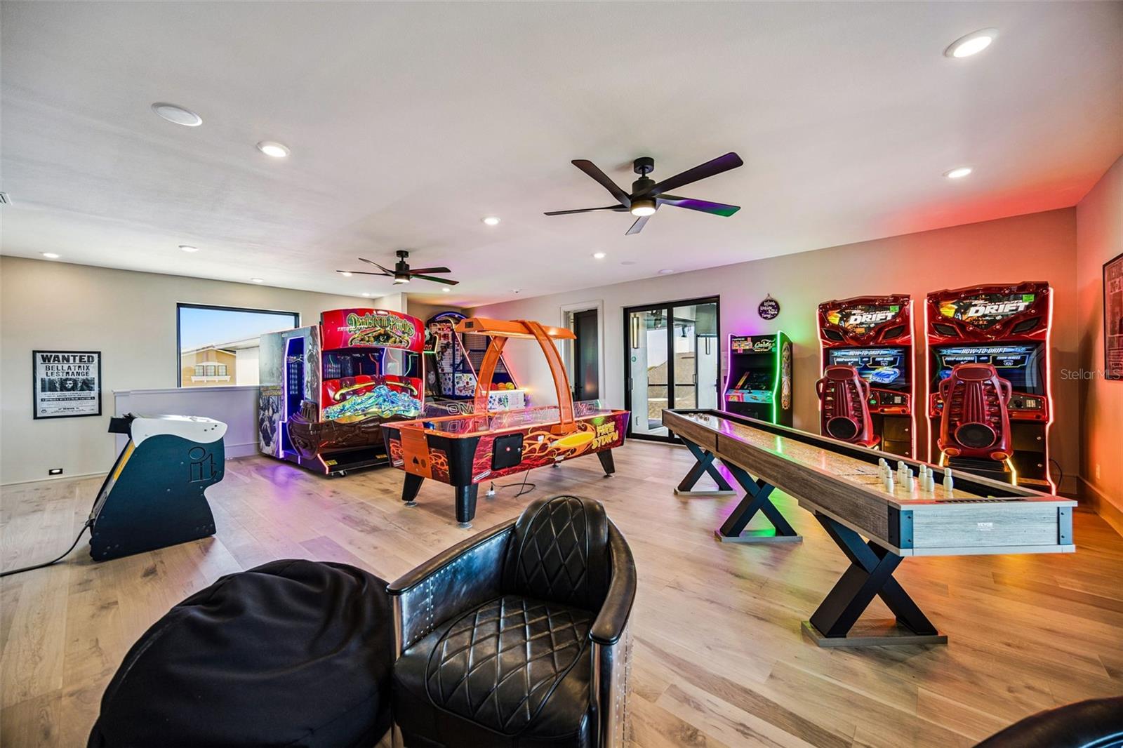 Image 25 of 64 For 805 Golden Bear Drive