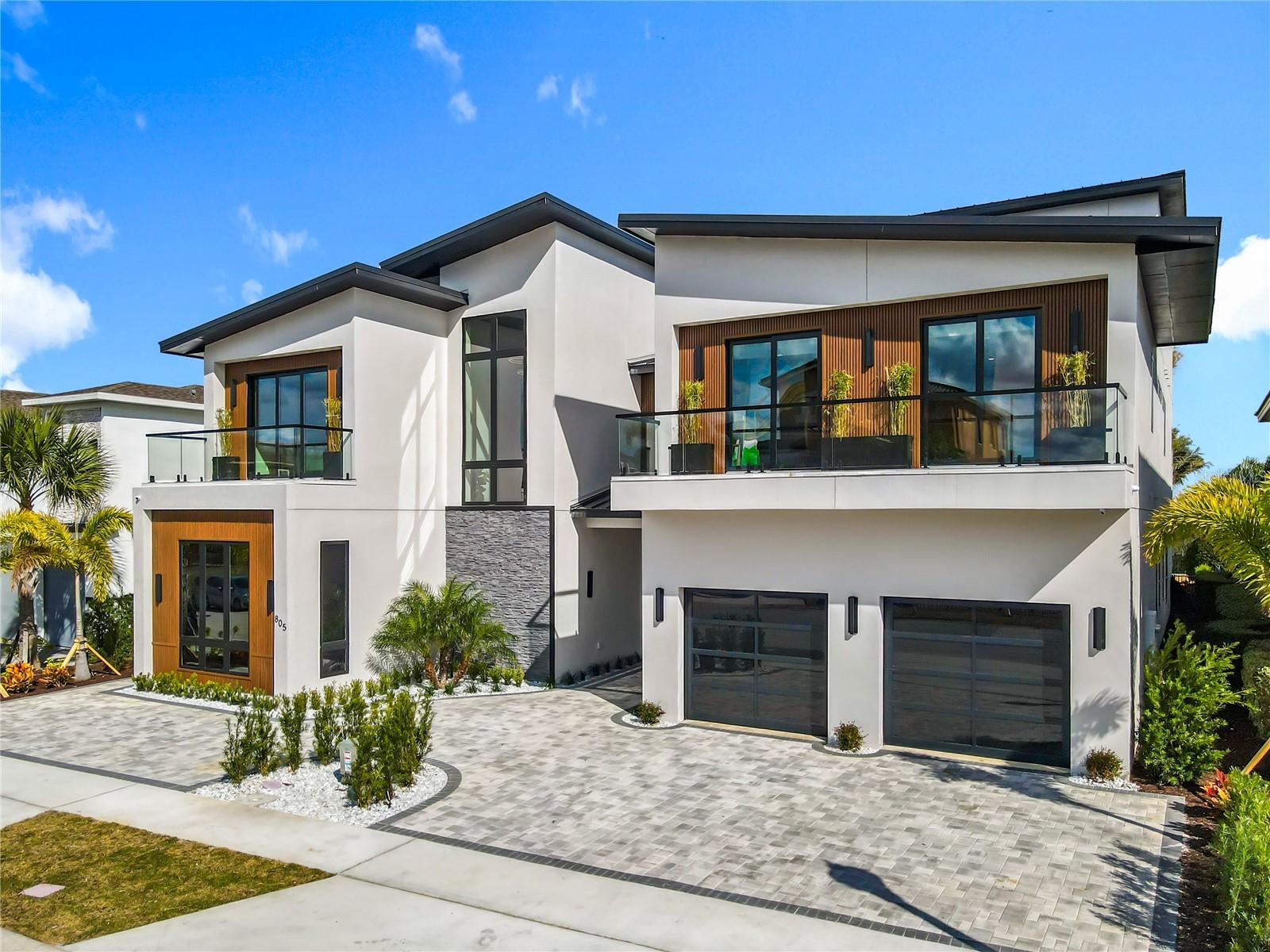 Image 3 of 64 For 805 Golden Bear Drive