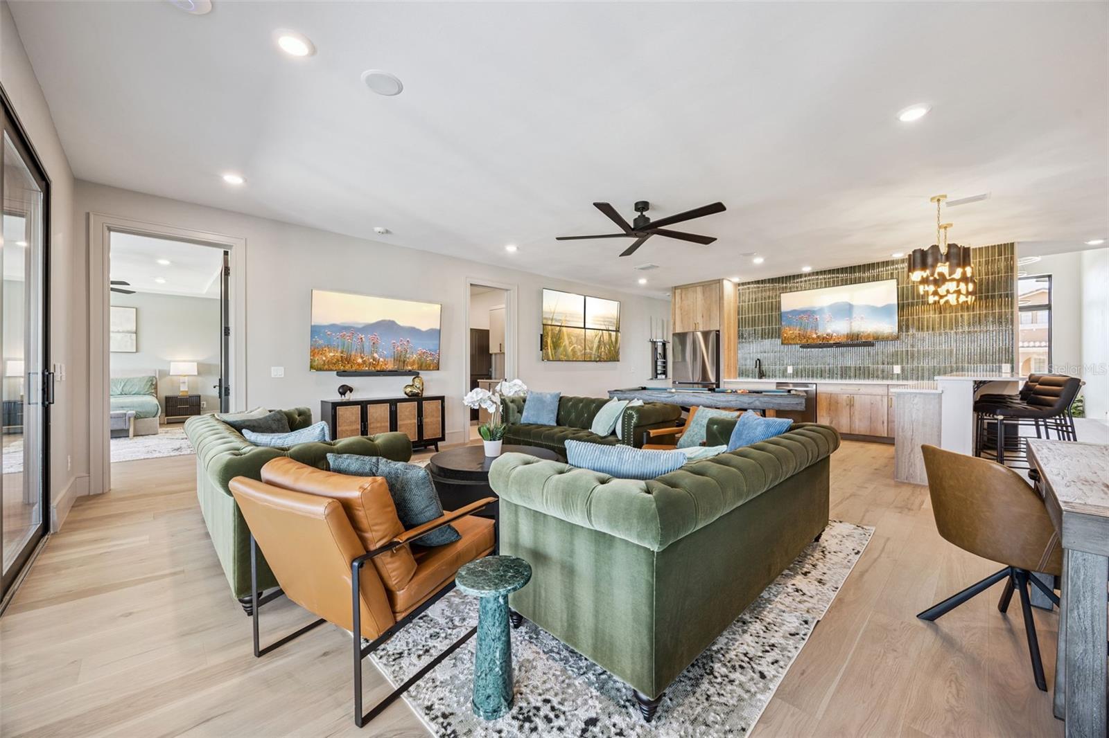 Image 38 of 64 For 805 Golden Bear Drive