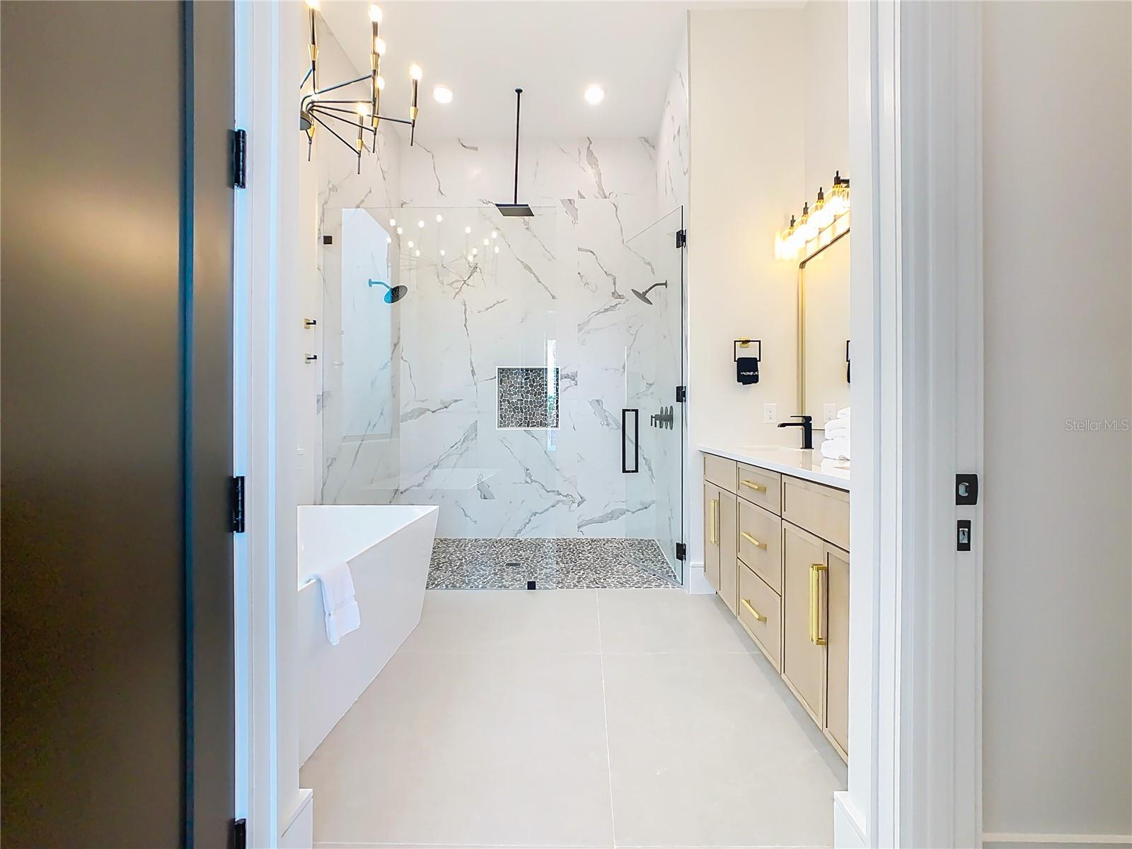 Image 44 of 64 For 805 Golden Bear Drive