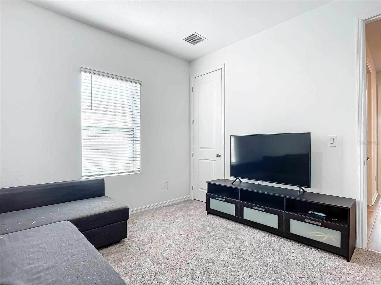 Image 18 of 49 For 1317 Sterling Pointe Drive