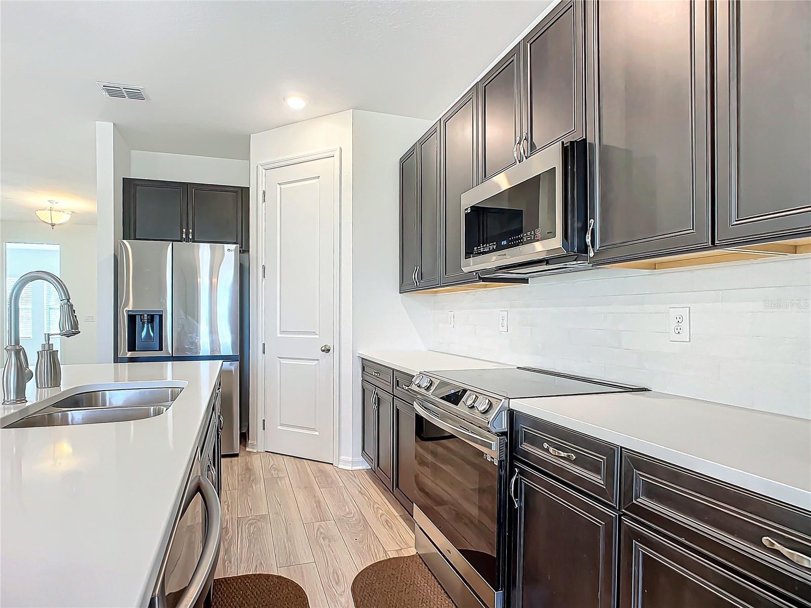 Image 9 of 49 For 1317 Sterling Pointe Drive