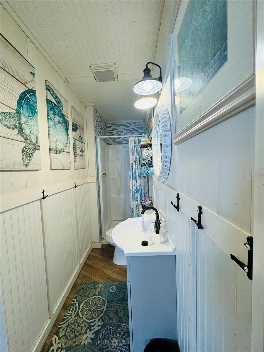 Image 31 of 60 For 411 St George Drive