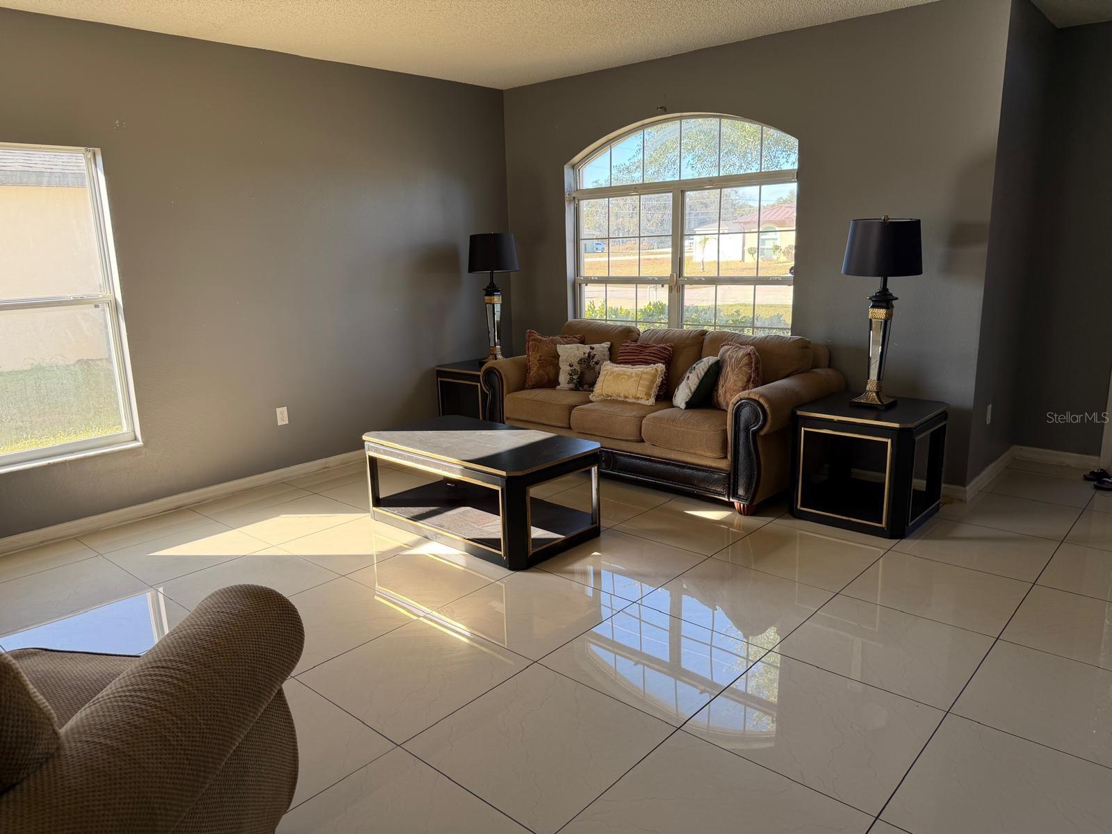 Image 5 of 9 For 1403 Kissimmee Court