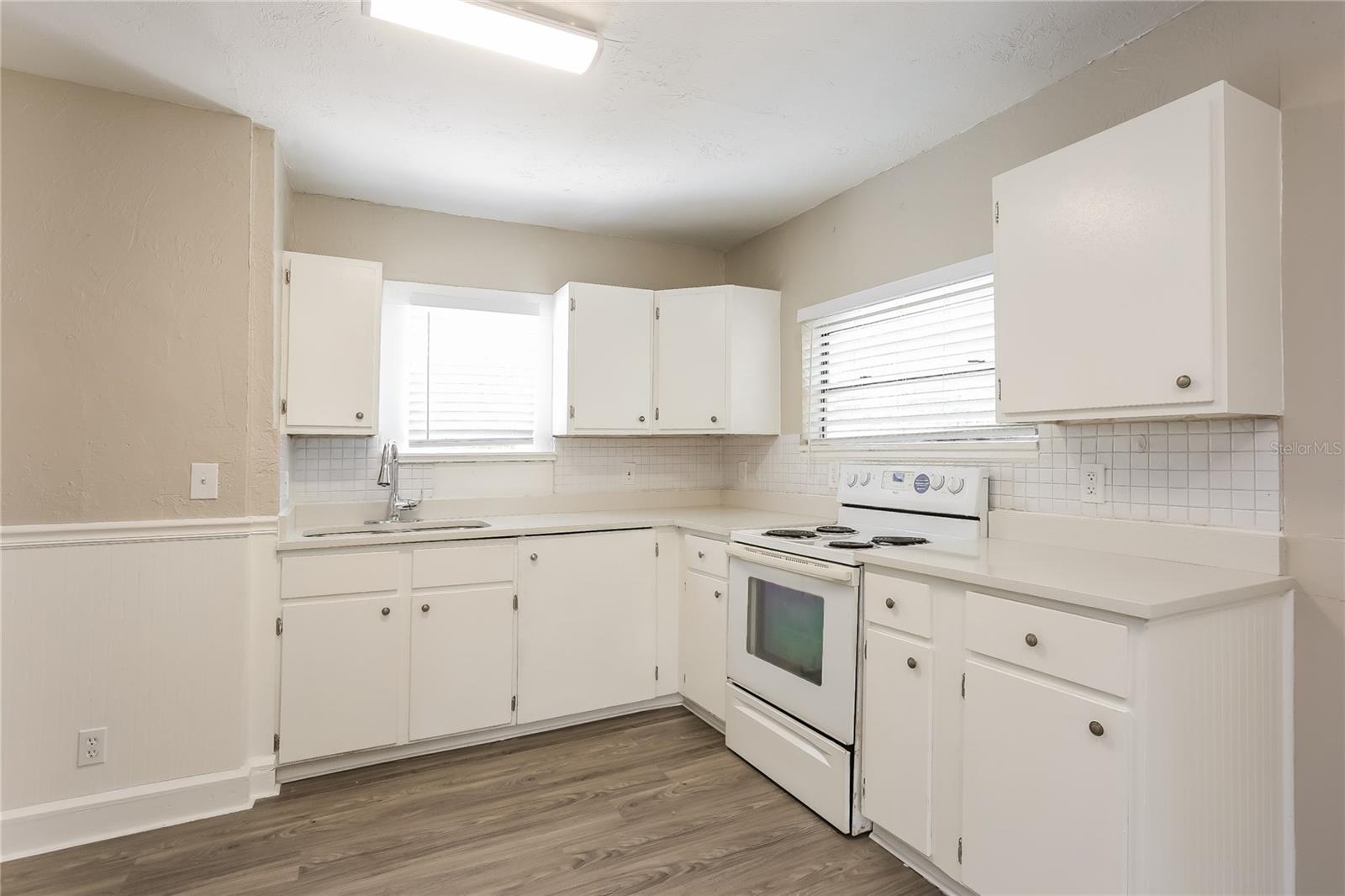 Image 4 of 17 For 4010 1st Avenue S